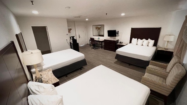 The Yosemite Inn Main image