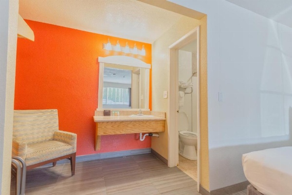 The Yosemite Inn image 48