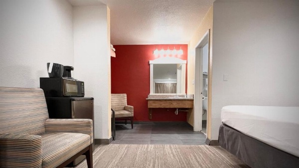 The Yosemite Inn image 62