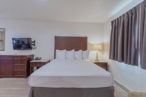 The Yosemite Inn image 81