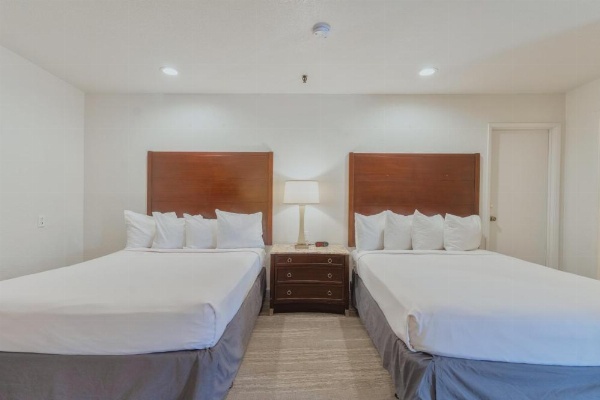 The Yosemite Inn image 86