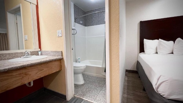 The Yosemite Inn image 88